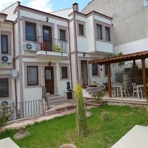 Otel Hayriye Hanim Ege